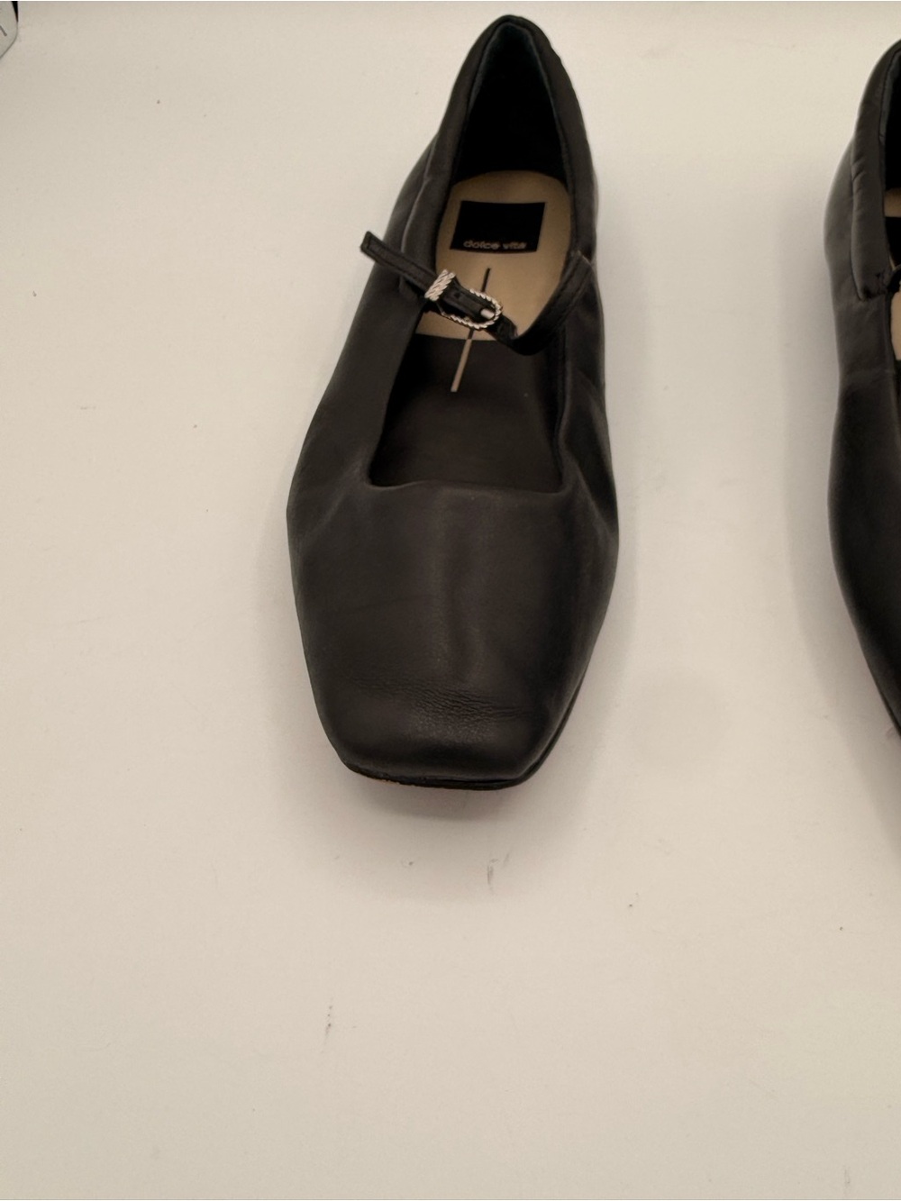 Dolce Vita Reyes Wide Ballet Flats in Black Leather | MODERATELY USED - Picture 9 of 13